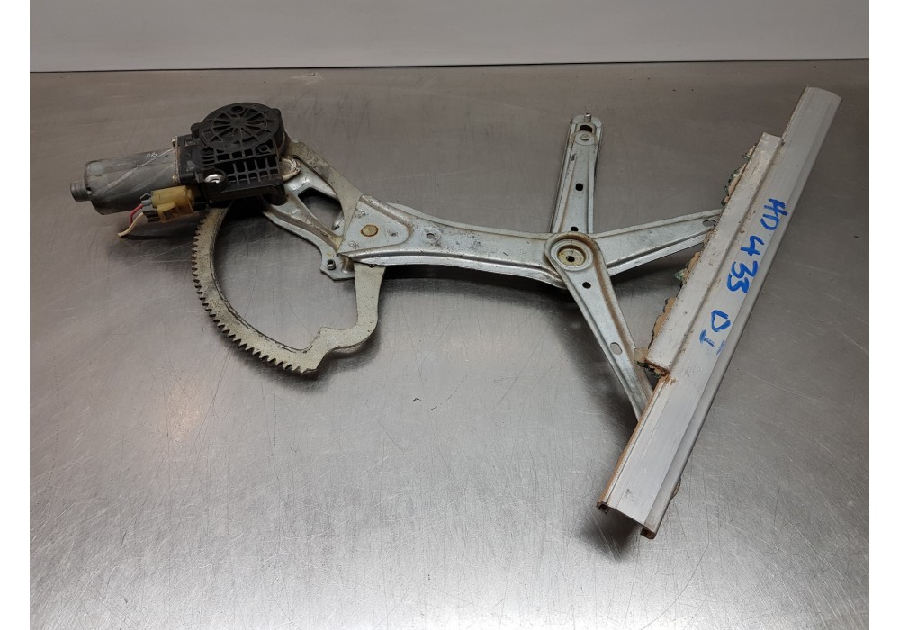 Recambio de elevalunas delantero izquierdo para mercedes clase m (w163) 270 cdi referencia OEM IAM A1637201146 6004PA1032 A16382