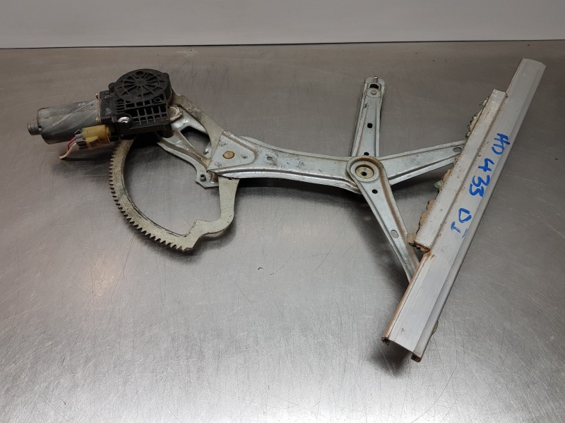 Recambio de elevalunas delantero izquierdo para mercedes clase m (w163) 270 cdi referencia OEM IAM A1637201146 6004PA1032 A16382 Recambio de elevalunas delantero izquierdo para mercedes clase m (w163) 270 cdi referencia OEM IAM A1637201146 6004PA1032 A16382