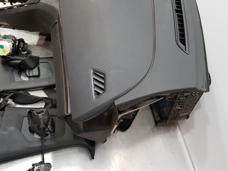 Recambio de kit airbag para peugeot 3008 gt line referencia OEM IAM 16180454ZD 98105497ZD 9810439880 Recambio de kit airbag para peugeot 3008 gt line referencia OEM IAM 16180454ZD 98105497ZD 9810439880