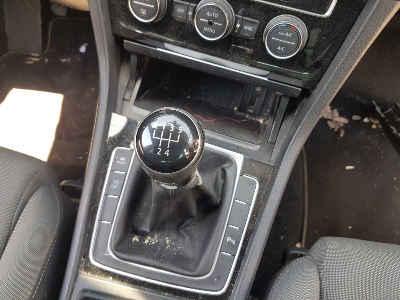 volkswagen golf vii lim. del año 2017