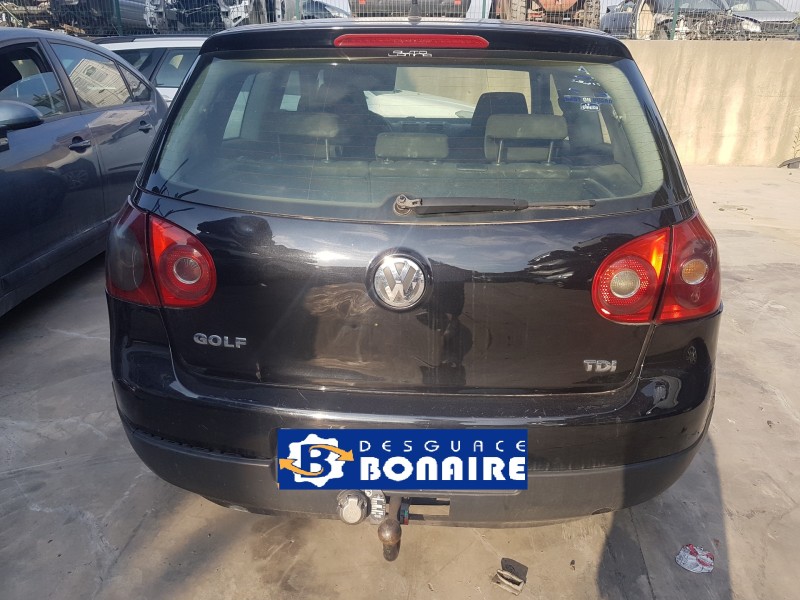 volkswagen golf v berlina (1k1) del año 2007