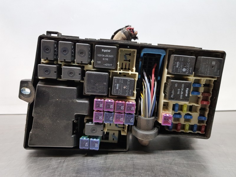 Recambio de caja reles / fusibles para mazda cx-7 (er) active referencia OEM IAM EG2166767  