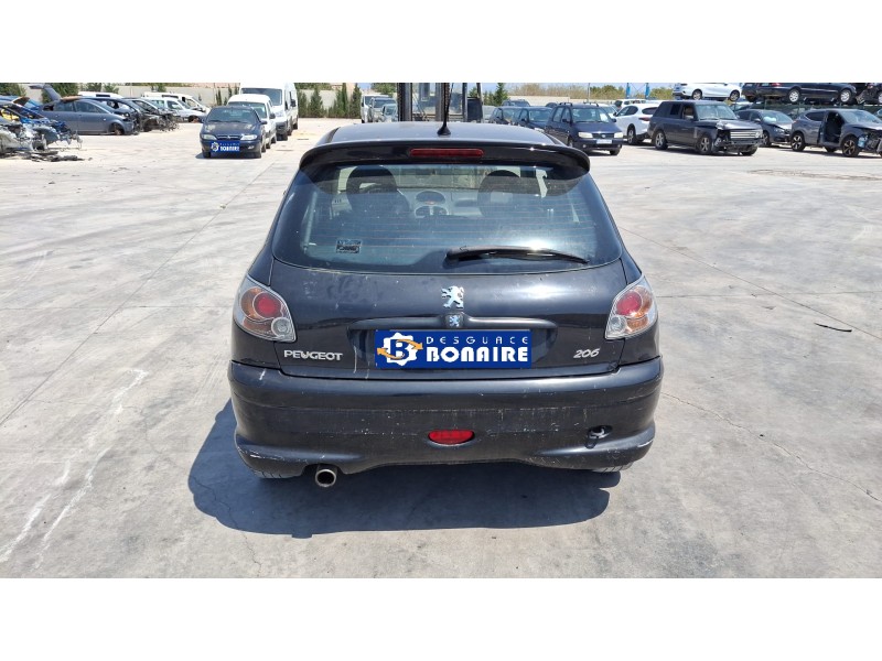 peugeot 206 berlina del año 2005