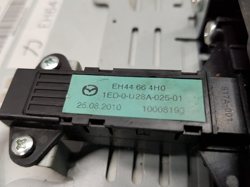 Recambio de sistema audio / radio cd para mazda cx-7 (er) active referencia OEM IAM EH6466ARX  