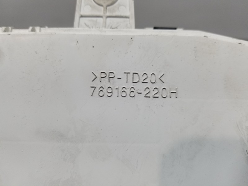 Recambio de cuadro instrumentos para mitsubishi outlander (cw0) challenge referencia OEM IAM 8100A485 769166220H  Recambio de cuadro instrumentos para mitsubishi outlander (cw0) challenge referencia OEM IAM 8100A485 769166220H