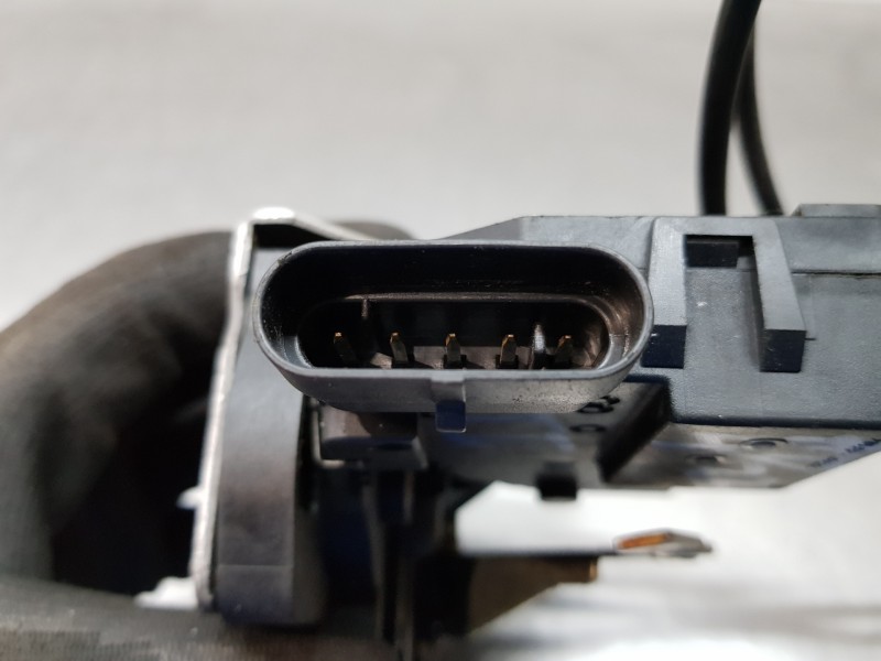 Recambio de cerradura puerta trasera izquierda para mercedes clase m (w163) 270 cdi referencia OEM IAM A1637302535 20461102  Recambio de cerradura puerta trasera izquierda para mercedes clase m (w163) 270 cdi referencia OEM IAM A1637302535 20461102