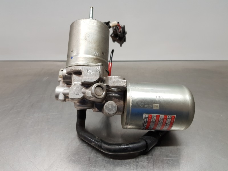 Recambio de bomba freno para toyota c-hr hybrid referencia OEM IAM 4707047090 4707047070 