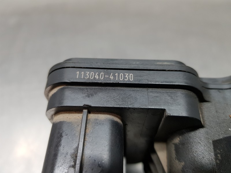 Recambio de abs para toyota c-hr hybrid referencia OEM IAM 4451047070 11304041030 