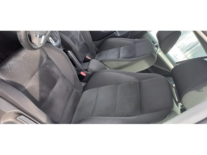 volkswagen golf vi (5k1) del año 2009