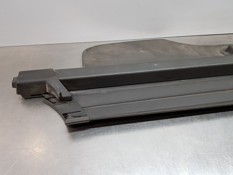 Recambio de bandeja trasera para mercedes clase m (w163) 270 cdi referencia OEM IAM A1638600275  