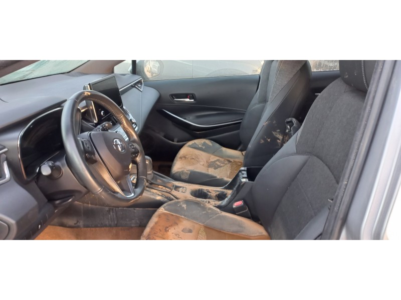 toyota corolla (e21) del año 2022