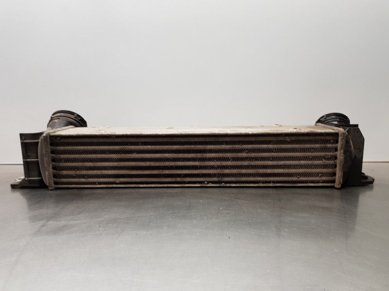 Recambio de intercooler para bmw serie 1 coupe (e82) 123d referencia OEM IAM 17517798788 7798788  Recambio de intercooler para bmw serie 1 coupe (e82) 123d referencia OEM IAM 17517798788 7798788