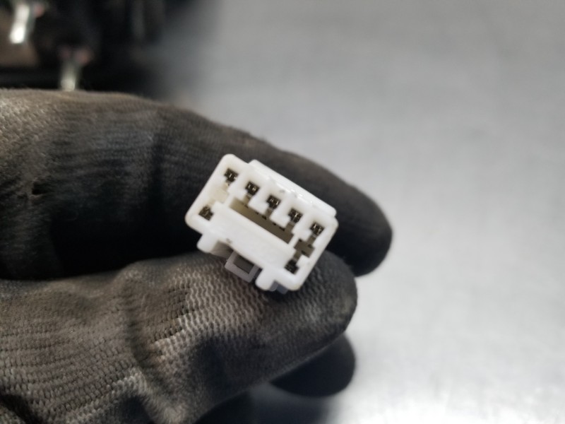 Recambio de retrovisor izquierdo para mitsubishi outlander (cw0) challenge referencia OEM IAM 7632A083  