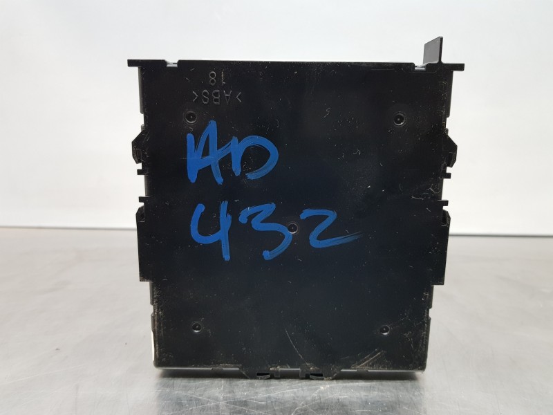 Recambio de modulo electronico para toyota corolla (e21) style referencia OEM IAM 8999002471 MB2364002230 