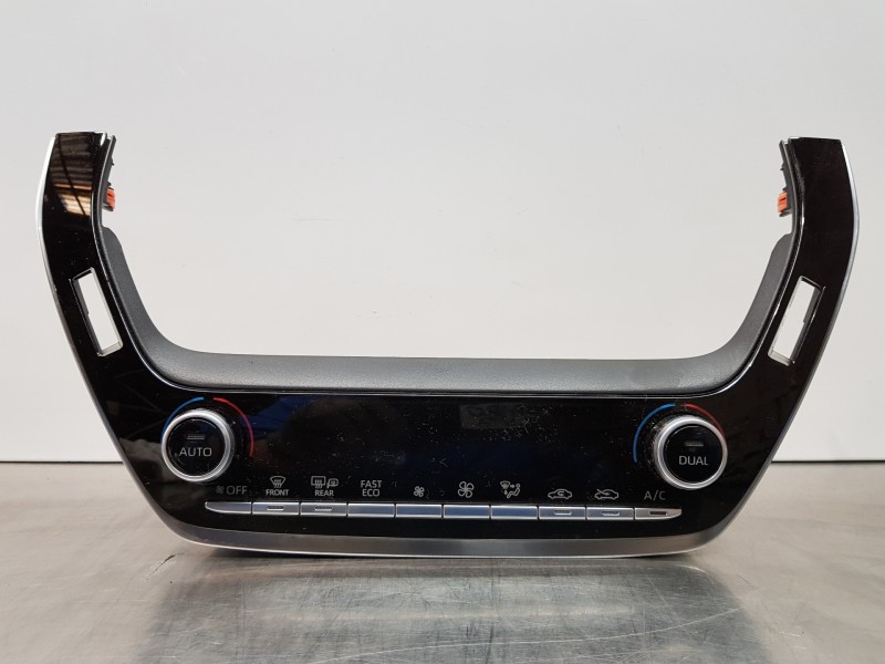 Recambio de mando climatizador para toyota corolla (e21) style referencia OEM IAM 5590002E10  
