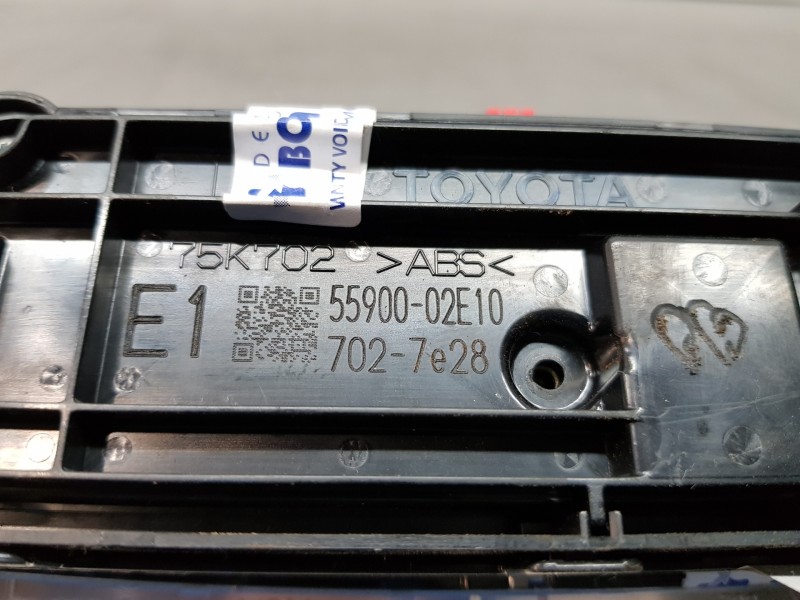 Recambio de mando climatizador para toyota corolla (e21) style referencia OEM IAM 5590002E10  