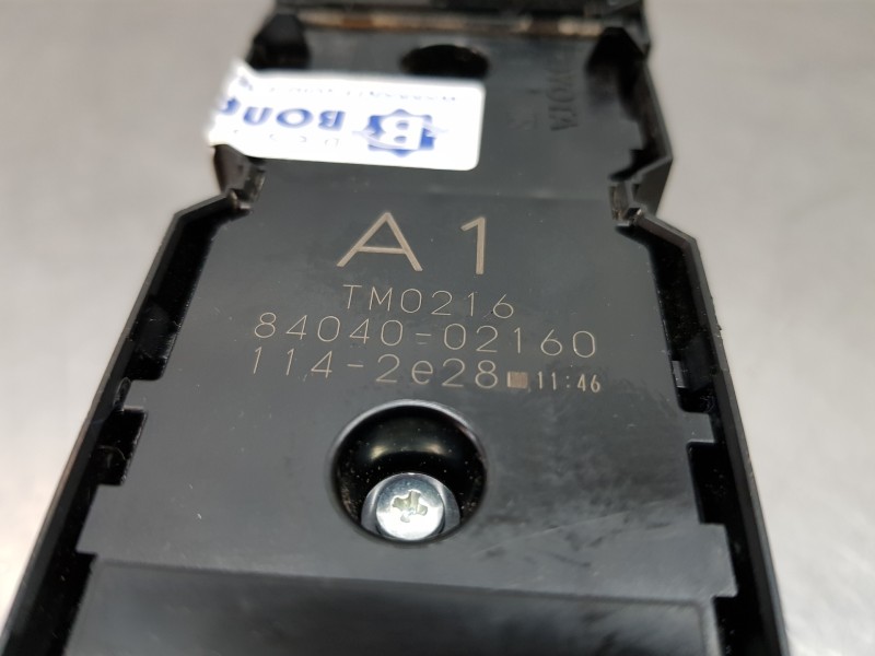 Recambio de mando elevalunas delantero izquierdo para toyota corolla (e21) style referencia OEM IAM 8404002160  