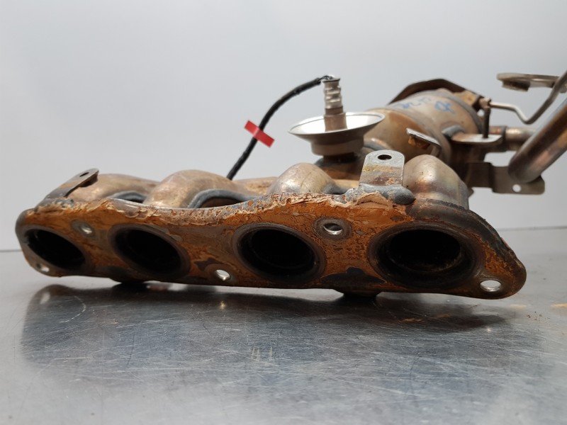 Recambio de colector escape para toyota corolla (e21) style referencia OEM IAM 171410T160  