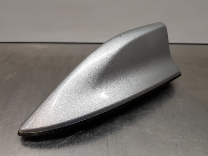 Recambio de antena para toyota corolla (e21) style referencia OEM IAM 867600D010  