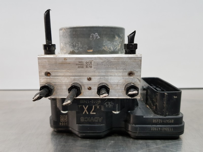 Recambio de abs para toyota corolla (e21) style referencia OEM IAM 8954112J50 4451012600 11304041900