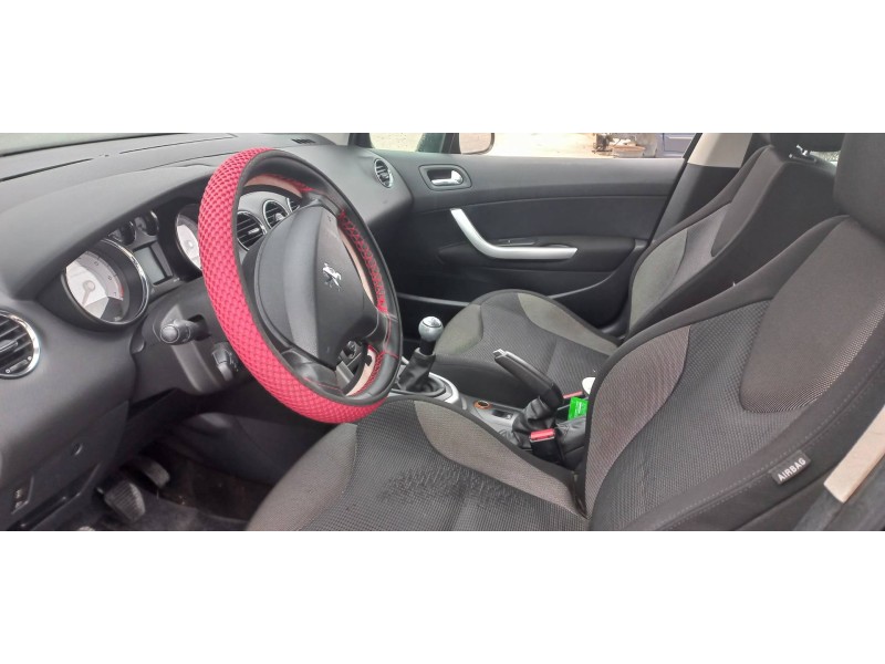 peugeot 308 del año 2008