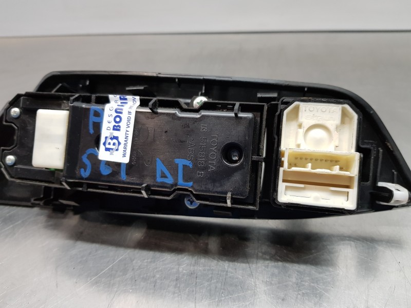 Recambio de mando elevalunas delantero izquierdo para toyota c-hr hybrid referencia OEM IAM 84040F4020  