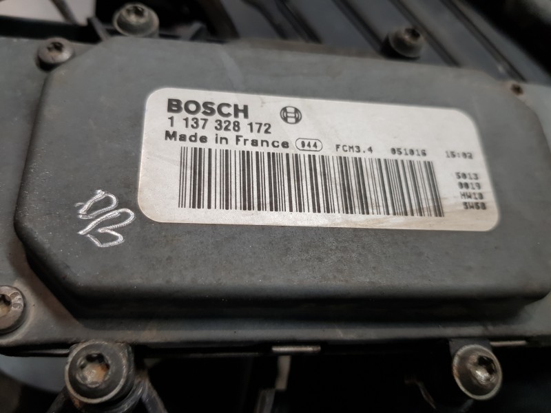 Recambio de electroventilador para porsche cayenne (typ 9pa) básico referencia OEM IAM 95562413601 7L0121203F 7L09594545C