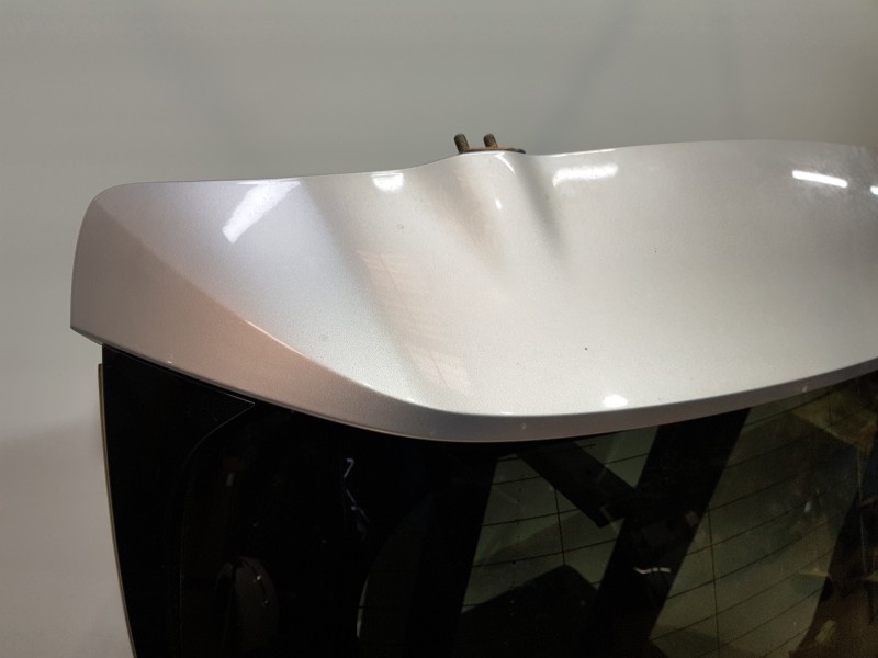 Recambio de porton trasero para toyota corolla (e21) style referencia OEM IAM 6700502610  