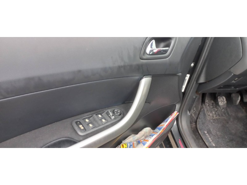 peugeot 308 del año 2008