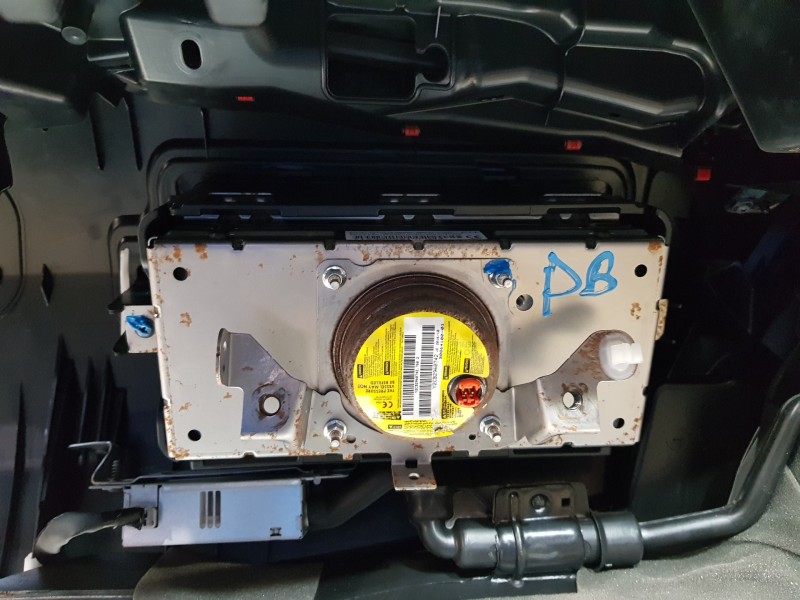 Recambio de kit airbag para toyota c-hr hybrid referencia OEM IAM 55401F4010C2 45130F4030XX 73960F4010