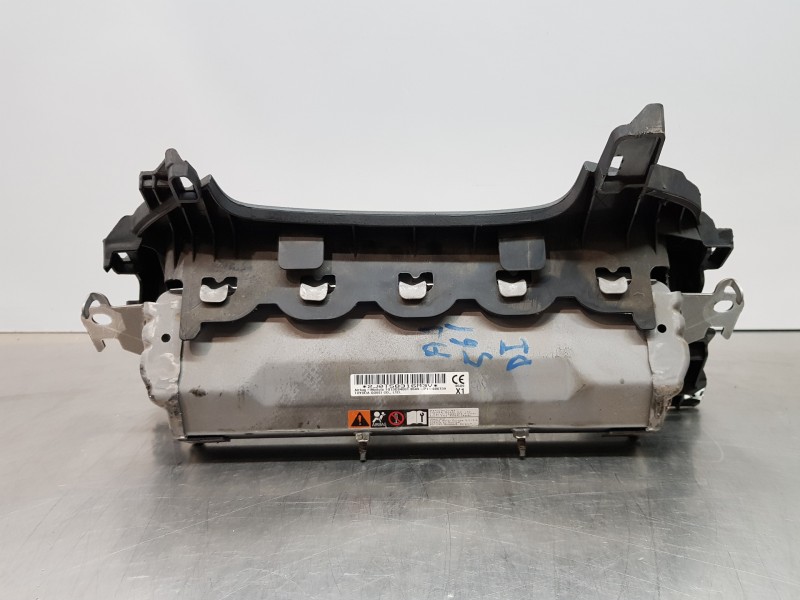 Recambio de kit airbag para toyota c-hr hybrid referencia OEM IAM 55401F4010C2 45130F4030XX 73960F4010