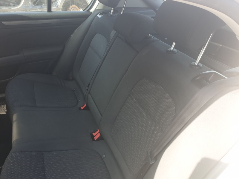 skoda superb combi (3t5) del año 2013