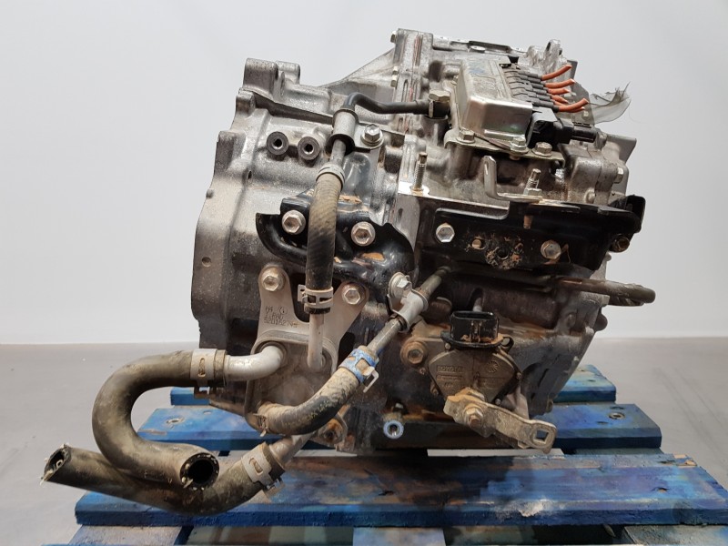 Recambio de caja cambios para toyota c-hr hybrid referencia OEM IAM 3090047110  