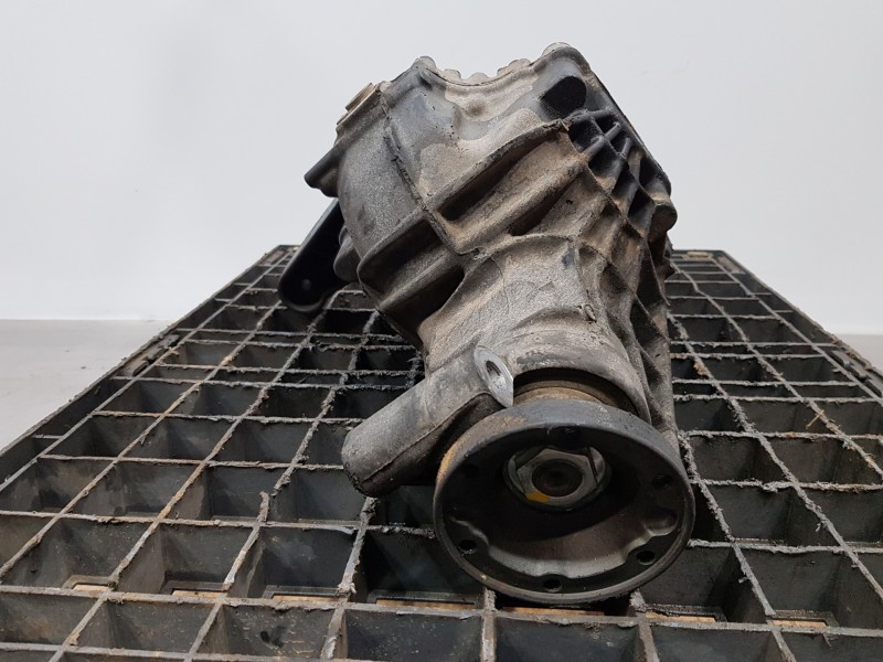 Recambio de diferencial delantero para mercedes clase m (w163) 270 cdi referencia OEM IAM A1633300005   Recambio de diferencial delantero para mercedes clase m (w163) 270 cdi referencia OEM IAM A1633300005