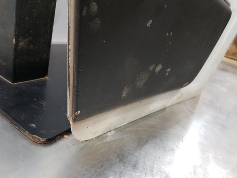 Recambio de puerta delantera derecha para citroen jumper kasten bluehdi referencia OEM IAM 1682477280 9004EC  Recambio de puerta delantera derecha para citroen jumper kasten bluehdi referencia OEM IAM 1682477280 9004EC