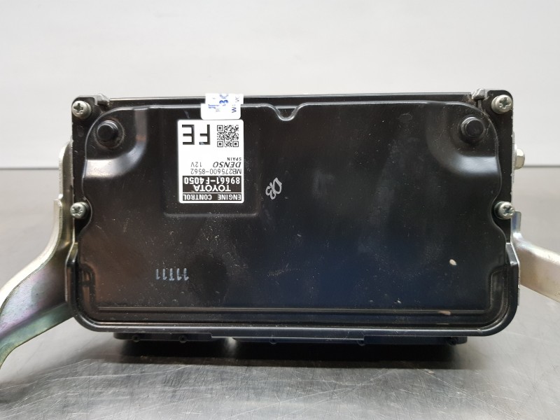 Recambio de centralita motor uce para toyota c-hr hybrid referencia OEM IAM 89661F4050 MB2756008562 