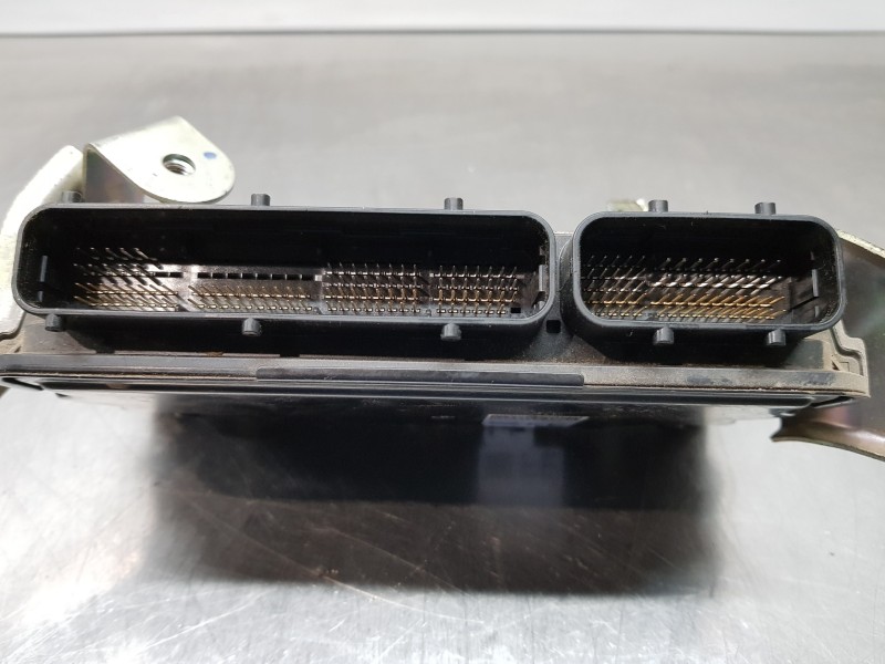 Recambio de centralita motor uce para toyota c-hr hybrid referencia OEM IAM 89661F4050 MB2756008562 