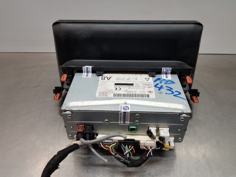 Recambio de pantalla multifuncion para toyota corolla (e21) style referencia OEM IAM 8614002A81  