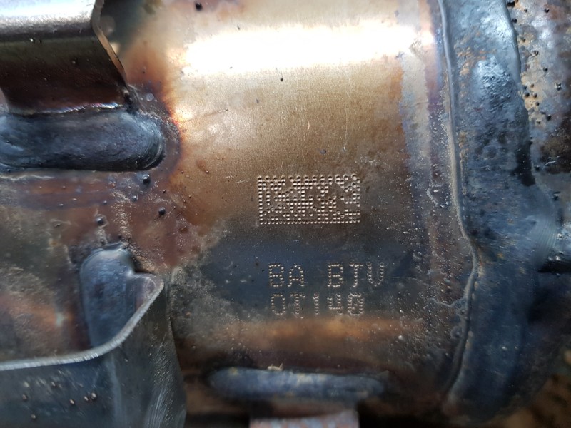 Recambio de colector escape para toyota c-hr hybrid referencia OEM IAM 171410T120  