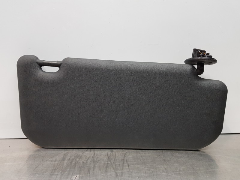 Recambio de parasol izquierdo para toyota c-hr hybrid referencia OEM IAM 74320F4020C0  