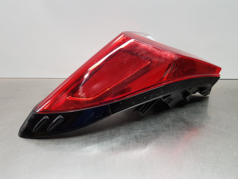 Recambio de piloto trasero izquierdo para toyota c-hr hybrid referencia OEM IAM 81561F4010 81560F4010 