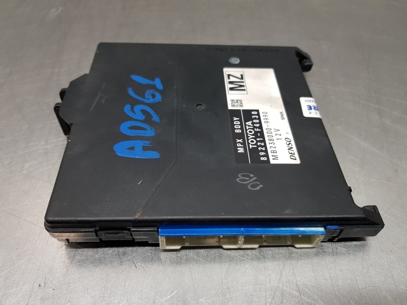 Recambio de modulo electronico para toyota c-hr hybrid referencia OEM IAM 89221F4030 MB2380009990 