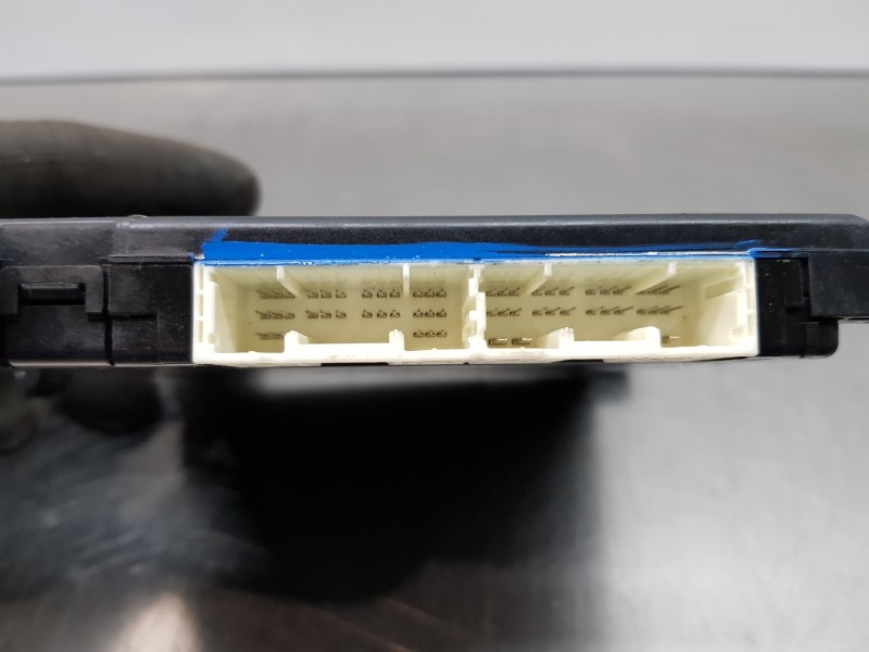 Recambio de modulo electronico para toyota c-hr hybrid referencia OEM IAM 89221F4030 MB2380009990 