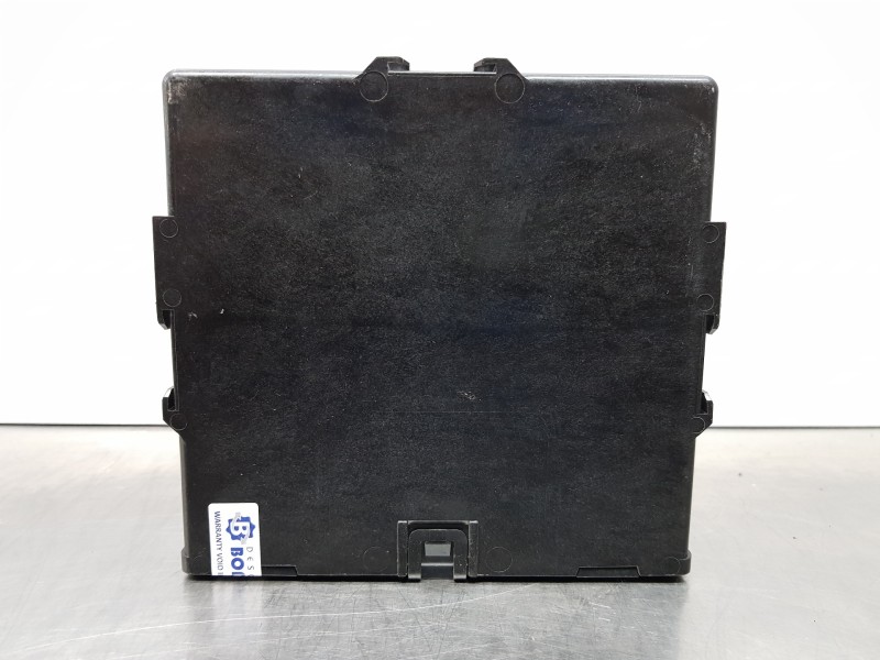 Recambio de modulo confort para toyota c-hr hybrid referencia OEM IAM 89981F4020 MB2850004012 