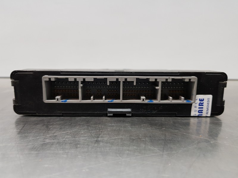 Recambio de modulo confort para toyota c-hr hybrid referencia OEM IAM 89981F4020 MB2850004012 