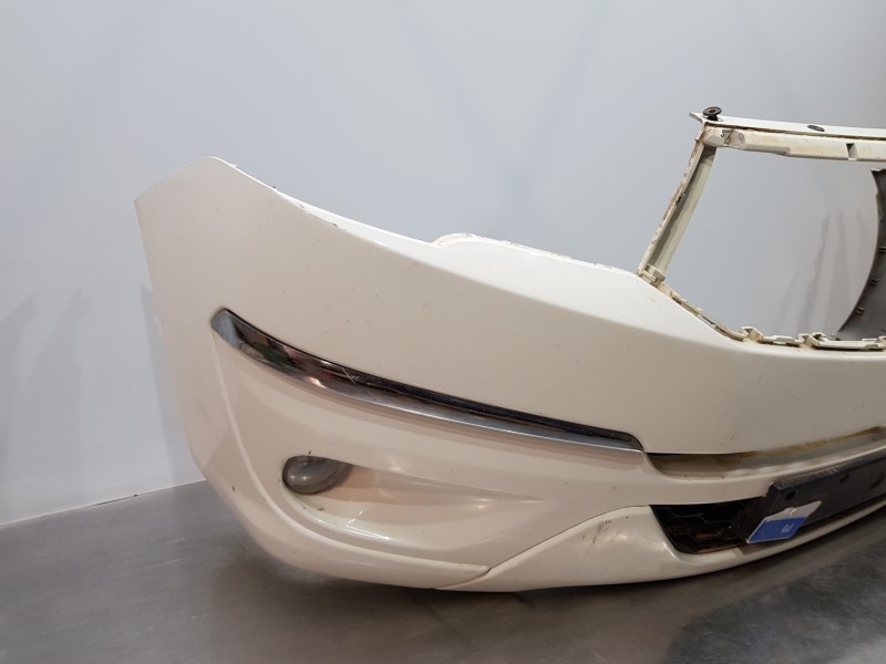 Recambio de paragolpes delantero para ssangyong rodius ii referencia OEM IAM 7871121600  