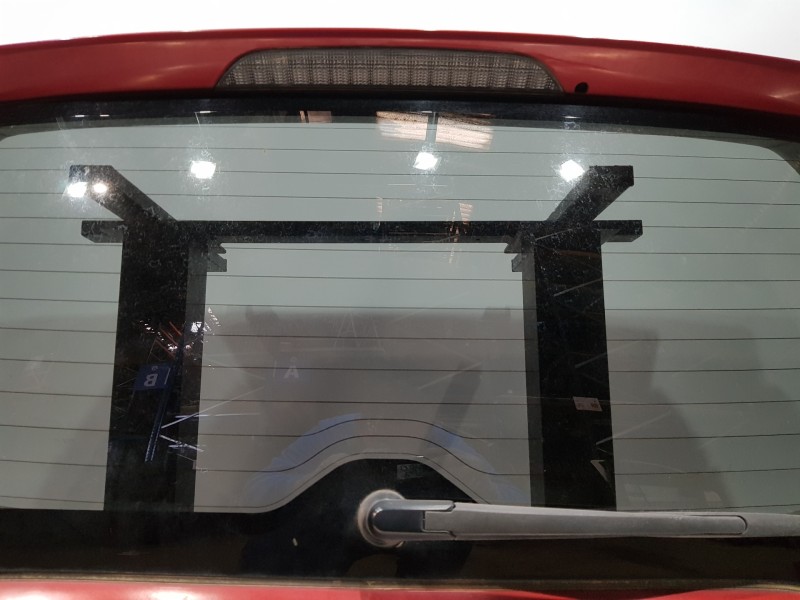 Recambio de porton trasero para mitsubishi outlander (cw0) challenge referencia OEM IAM 5801A536  