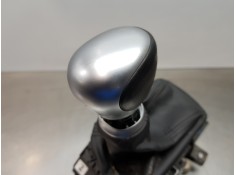 Recambio de palanca cambio para toyota c-hr hybrid referencia OEM IAM 33560F4050 3350410070C2  2