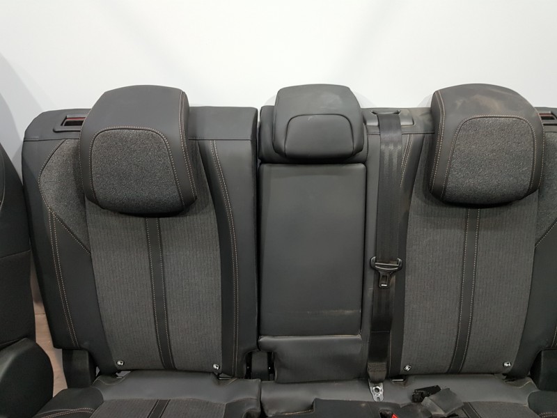 Recambio de juego asientos completo para peugeot 3008 gt line referencia OEM IAM 1622708380 1616753480 