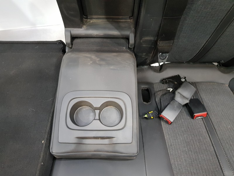 Recambio de juego asientos completo para peugeot 3008 gt line referencia OEM IAM 1622708380 1616753480 